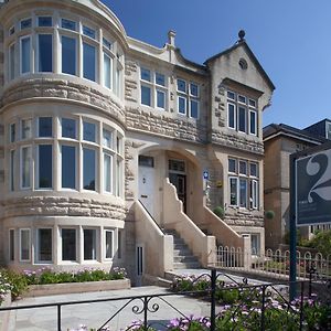 2 Crescent Gardens Guest House